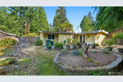 8232 184th Street SW, Edmonds, WA 98026 - Photo 3