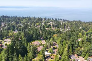 8232 184th St SW, Edmonds, WA 98026 - Photo 37