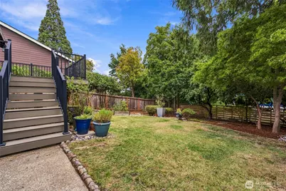 9306 52nd Avenue S, Seattle, WA 98118 - Photo 27
