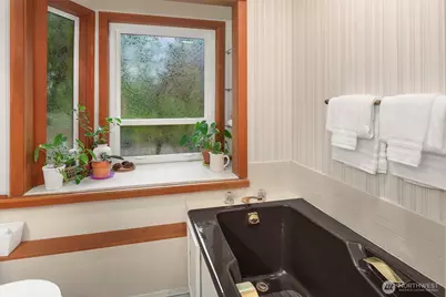 14130 SE 49th Place, Bellevue, WA 98006 - Photo 35