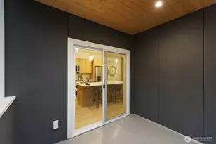13321 3rd Ave NE, Seattle, WA 98125 - Photo 19