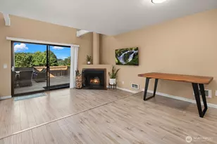 25044 Lake Fenwick Rd, Kent, WA 98032 - Photo 7