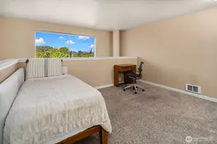 25044 Lake Fenwick Rd, Kent, WA 98032 - Photo 13