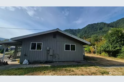 145 Tilton Drive, Morton, WA 98356 - Photo 3