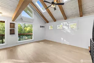 728 Tillamuk Dr, La Conner, WA 98257 - Photo 9