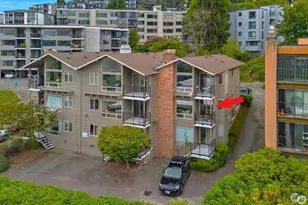3700 W 25th Pl, Seattle, WA 98199 - Photo 3