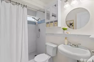 3700 W 25th Pl, Seattle, WA 98199 - Photo 27