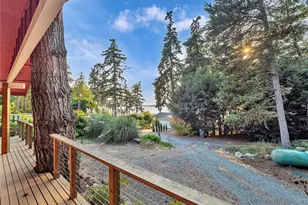 17261 Golden View Ave, La Conner, WA 98257 - Photo 9