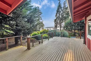 17261 Golden View Ave, La Conner, WA 98257 - Photo 11