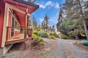 17261 Golden View Ave, La Conner, WA 98257 - Photo 5