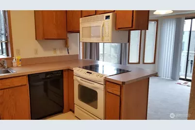 11413 NE 88th #3, Kirkland, WA 98033 - Photo 3