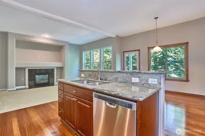 11912 SE 240th Place, Kent, WA 98030 - Photo 13