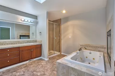 11912 SE 240th Place, Kent, WA 98030 - Photo 25