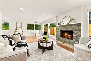 7050 21st Ave NE, Seattle, WA 98115 - Photo 5