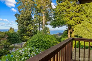 10785 Bill Point Crest NE, Bainbridge Island, WA 98110 - Photo 23