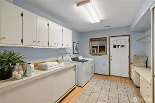 10785 Bill Point Crest NE, Bainbridge Island, WA 98110 - Photo 29