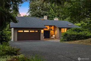 10785 Bill Point Crest NE, Bainbridge Island, WA 98110 - Photo 5