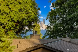 10785 Bill Point Crest NE, Bainbridge Island, WA 98110 - Photo 35