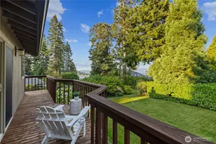 10785 Bill Point Crest NE, Bainbridge Island, WA 98110 - Photo 19