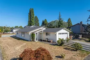 804 Wayne Dr, Centralia, WA 98531 - Photo 1