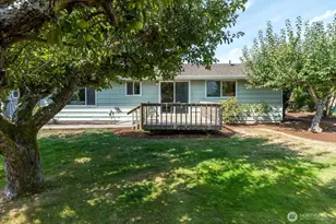 3801 37th Dr, Anacortes, WA 98221 - Photo 23
