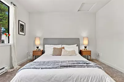 13430 33rd Place W #Unit B, Lynnwood, WA 98087 - Photo 15