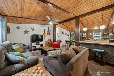 10517 Matthews Way, Anderson Island, WA 98303 - Photo 13