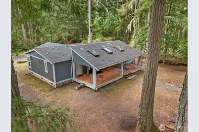 10517 Matthews Way, Anderson Island, WA 98303 - Photo 3