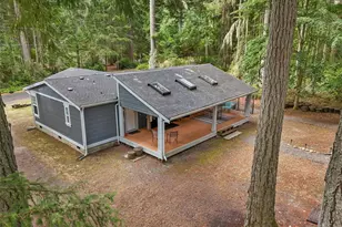 10517 Matthews Way, Anderson Island, WA 98303 - Photo 3