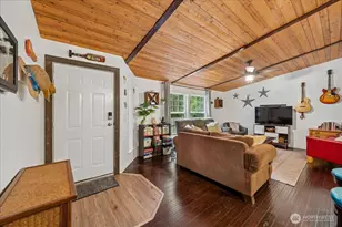 10517 Matthews Way, Anderson Island, WA 98303 - Photo 11