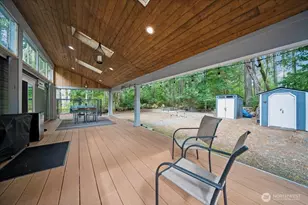 10517 Matthews Way, Anderson Island, WA 98303 - Photo 7