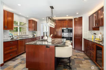 11523 111th Place NE, Kirkland, WA 98033 - Photo 5