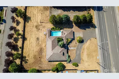 2222 176th Street E, Tacoma, WA 98445 - Photo 3