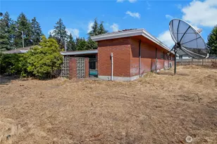 2222 176th St E, Tacoma, WA 98445 - Photo 9