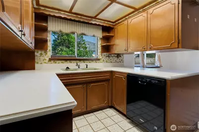 2222 176th Street E, Tacoma, WA 98445 - Photo 17