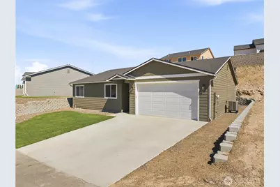 1987 N May Court, East Wenatchee, WA 98802 - Photo 3
