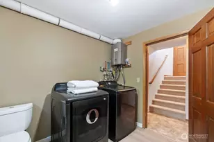 160 S 120th St, Burien, WA 98168 - Photo 27