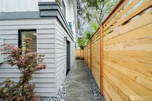 8510 15th Ave NE, Seattle, WA 98115 - Photo 23