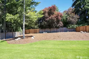 2746 Sunset Ct, Steilacoom, WA 98388 - Photo 39