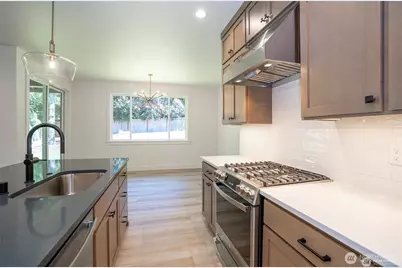 2746 Sunset Court, Steilacoom, WA 98388 - Photo 17
