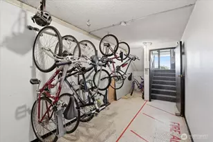 2552 14th Ave W, Seattle, WA 98119 - Photo 15
