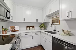 2552 14th Ave W, Seattle, WA 98119 - Photo 7