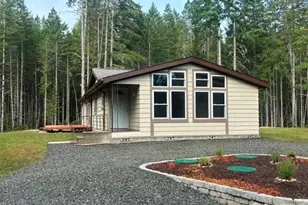 797 NE Blacksmith Dr, Belfair, WA 98528 - Photo 1