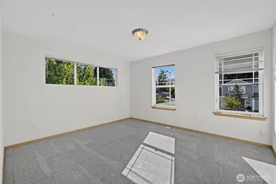 10129 19th Avenue S, Tacoma, WA 98444 - Photo 17