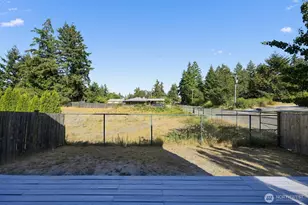 10129 19th Ave S, Tacoma, WA 98444 - Photo 31