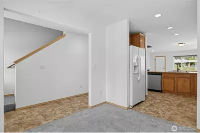 10129 19th Avenue S, Tacoma, WA 98444 - Photo 11