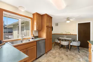 12740 SE 167th St, Renton, WA 98058 - Photo 9