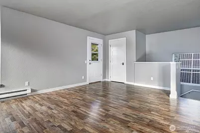 1906 3rd Avenue W #2, Seattle, WA 98119 - Photo 3