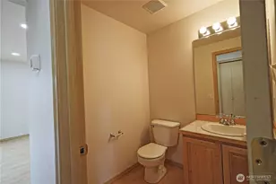 4006 NE 18th St, Renton, WA 98056 - Photo 19