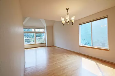 4006 NE 18th Street, Renton, WA 98056 - Photo 9